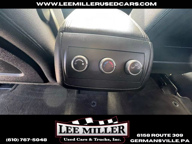 2009 Gmc Acadia - Image 12