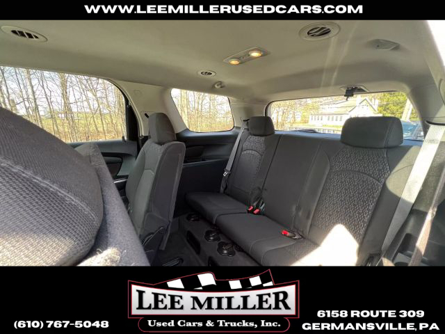 2009 Gmc Acadia - Image 13
