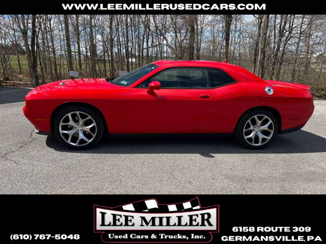 2015 Dodge Challenger - Image 2