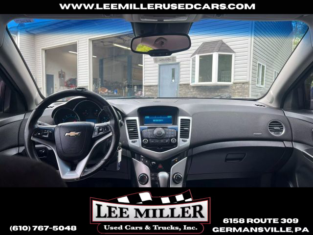 2012 Chevrolet Cruze - Image 11