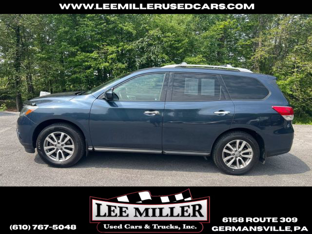 2016 Nissan Pathfinder - Image 2