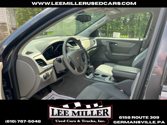 2015 Chevrolet Traverse - Image 13