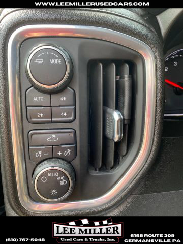 2021 Chevrolet Silverado 1500 Crew Cab - Image 12