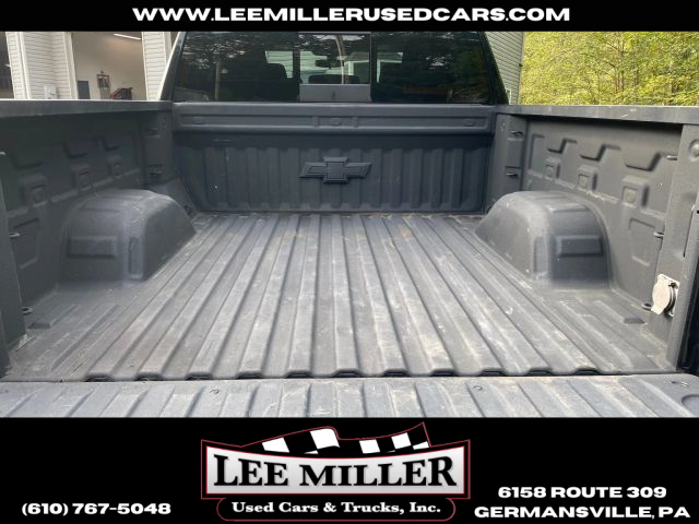 2021 Chevrolet Silverado 1500 Crew Cab - Image 11