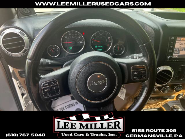 2011 Jeep Wrangler - Image 13