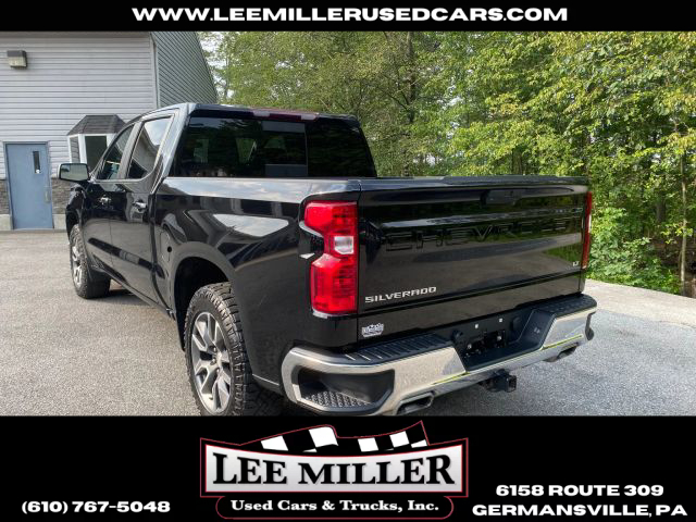 2021 Chevrolet Silverado 1500 Crew Cab - Image 3