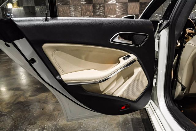 2014 Mercedes-benz Cla-class Cla 250 Coupe 4d - Image 36