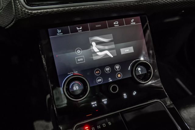 2018 Land Rover Range Rover Velar S Sport Utility 4d - Image 35