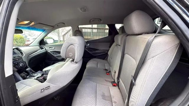2017 Hyundai Santa Fe Sport - Image 13