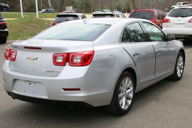 2013 Chevrolet Malibu - Image 7