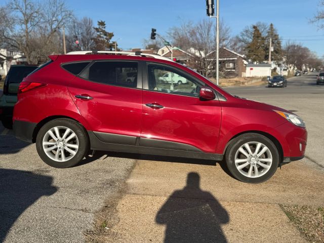 2012 Hyundai Tucson - Image 3