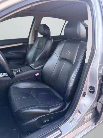 2010 Infiniti G - Image 31