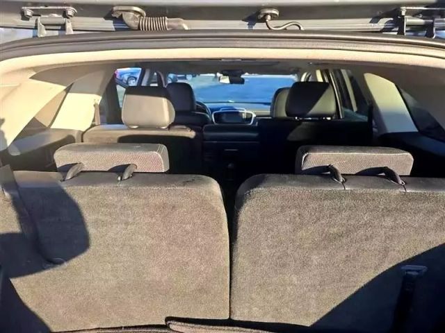 2020 Kia Sorento - Image 19