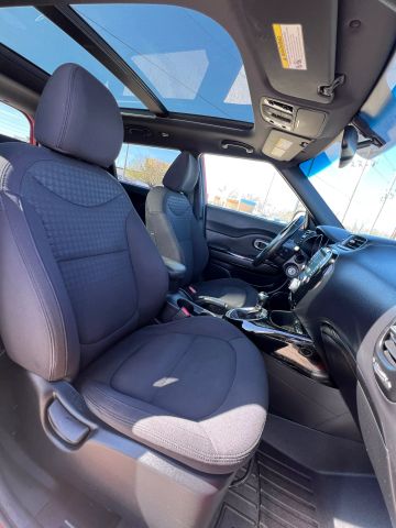 2015 KIA SOUL WAGON 4-CYL, 2.0 LITER ! WAGON 4D