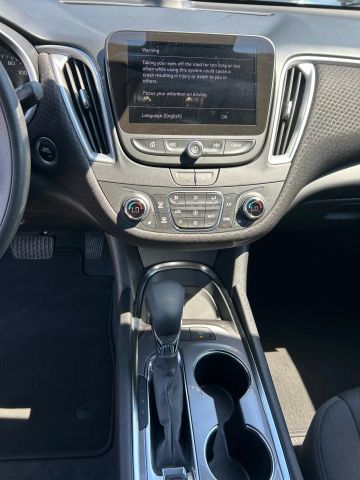 2024 Chevrolet Malibu - Image 19