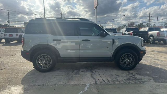 2023 Ford Bronco - Image 12