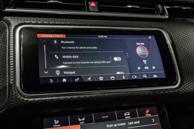 2018 Land Rover Range Rover Velar S Sport Utility 4d - Image 34