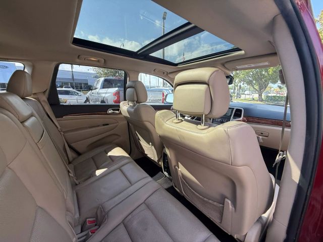 2013 Jeep Grand Cherokee - Image 24