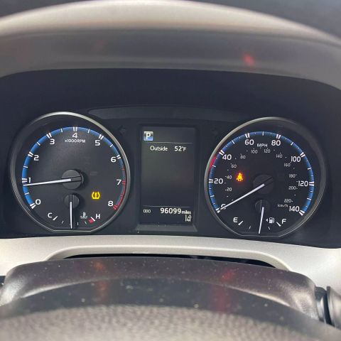 2018 Toyota Rav4 Xle Sport Utility 4d - Image 36