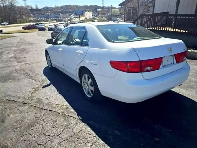 2005 Honda Accord - Image 7