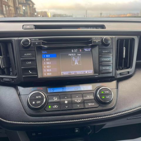 2018 Toyota Rav4 Xle Sport Utility 4d - Image 29