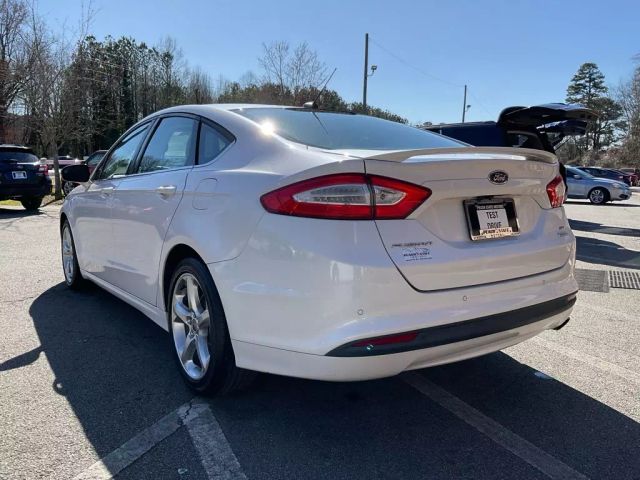 2013 FORD FUSION SEDAN WHITE AUTOMATIC - Peach State Motors