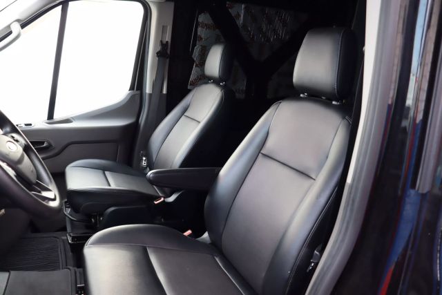2022 Ford Transit 250 Cargo Van - Image 10