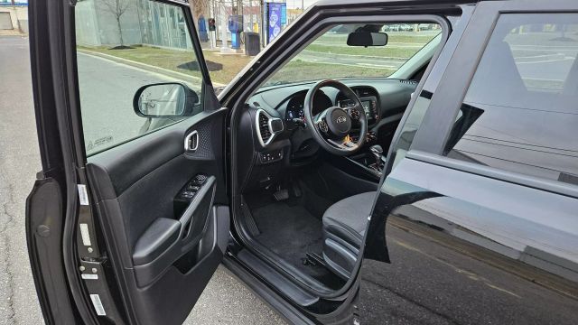 2020 Kia Soul - Image 18