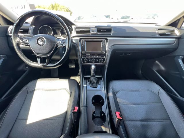 2018 VOLKSWAGEN PASSAT SEDAN 4-CYL, TURBO, 2.0 LITER 2.0T R-LINE SEDAN 4D