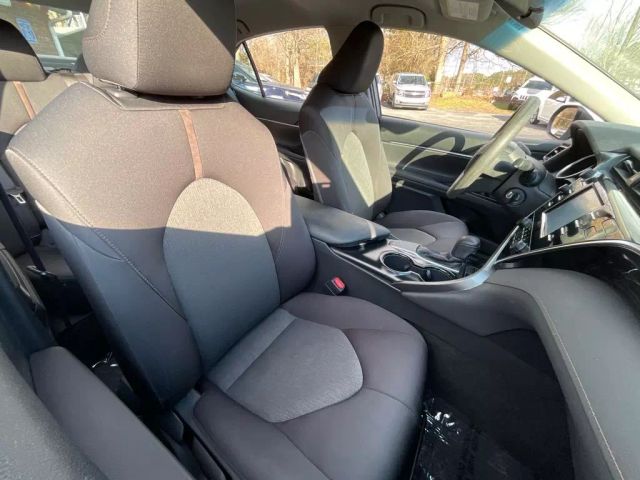 2018 TOYOTA CAMRY SEDAN WHITE AUTOMATIC - Peach State Motors