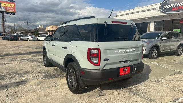 2023 Ford Bronco - Image 15