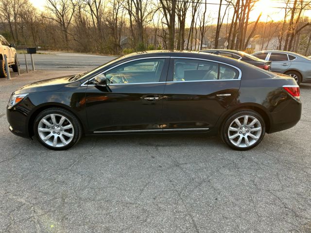 2012 Buick Lacrosse - Image 4