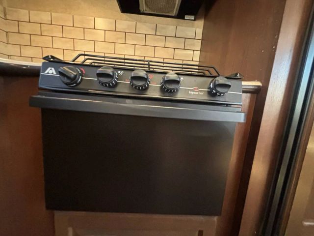 2015 Jayco Eagle - Image 8