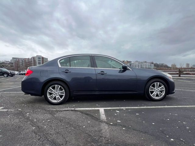 2010 Infiniti G37x Sedan 4d - Image 10