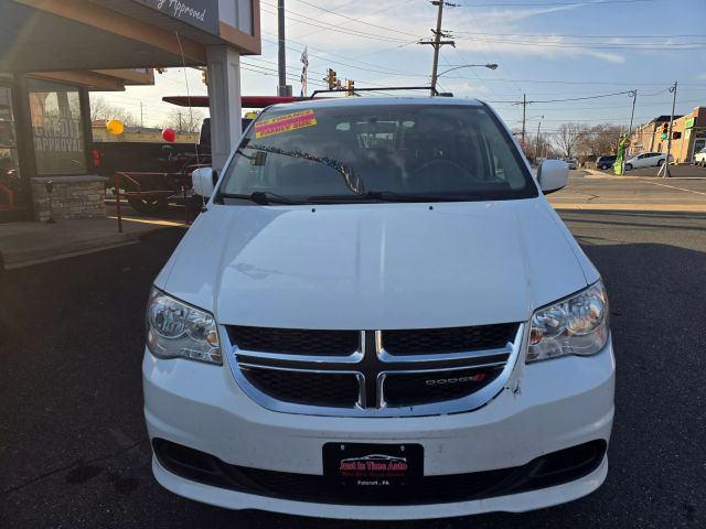 2015 Dodge Grand Caravan Passenger Sxt Minivan 4d - Image 3