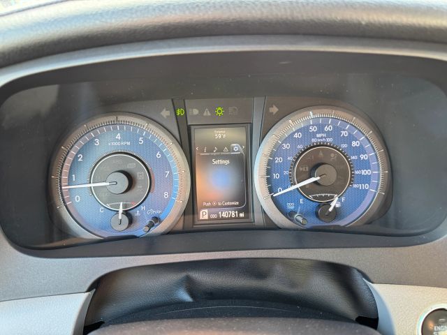 2016 Toyota Sienna - Image 25