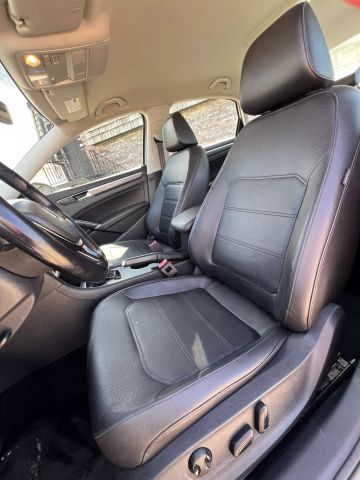 2018 VOLKSWAGEN PASSAT SEDAN 4-CYL, TURBO, 2.0 LITER 2.0T R-LINE SEDAN 4D