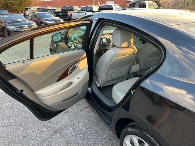 2012 Buick Lacrosse - Image 14
