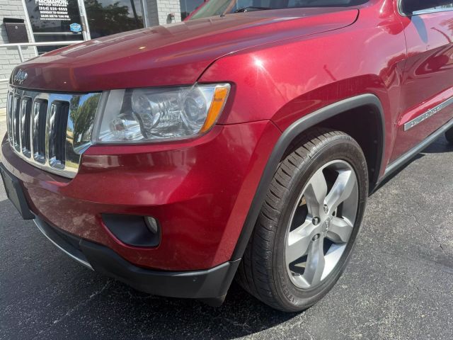 2013 Jeep Grand Cherokee - Image 11
