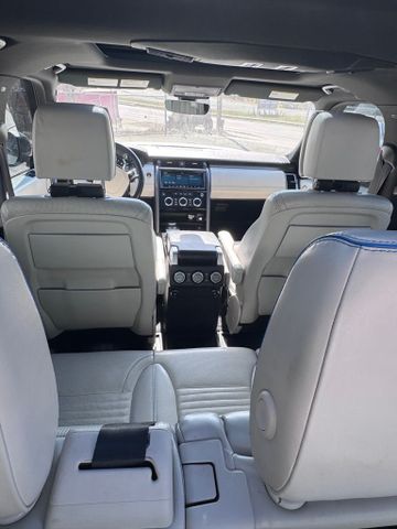 2018 Land Rover Discovery Hse Luxury Sport Utility 4d - Image 18