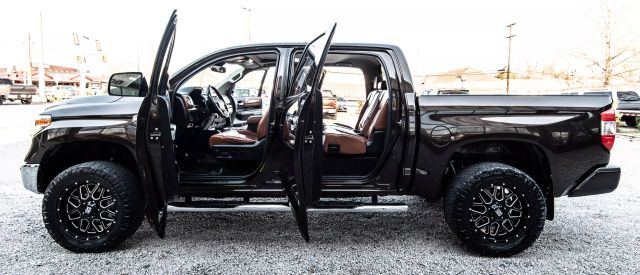 2018 TOYOTA TUNDRA CREWMAX PICKUP BROWN AUTOMATIC - Auto Masters of Carolinas