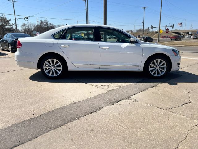 2013 VOLKSWAGEN PASSAT SEDAN 5-CYL, 2.5 LITER 2.5L SEL SEDAN 4D