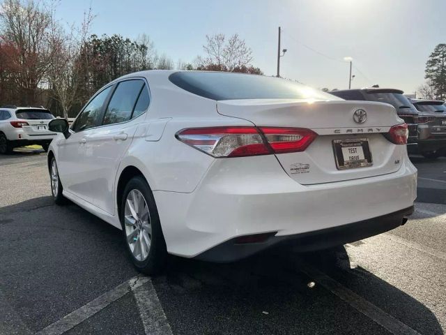 2018 TOYOTA CAMRY SEDAN WHITE AUTOMATIC - Peach State Motors