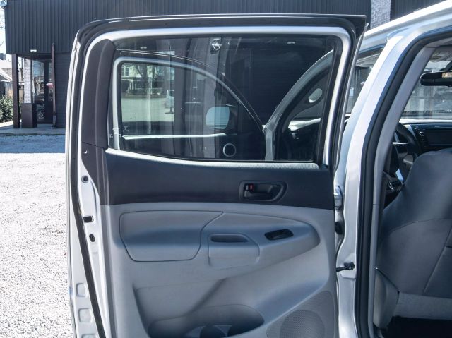 2013 TOYOTA TACOMA DOUBLE CAB PICKUP SILVER AUTOMATIC - Auto Masters of Carolinas
