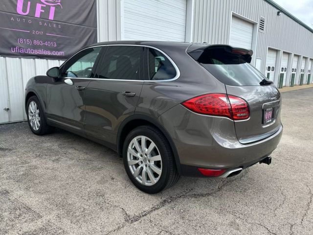 2014 Porsche Cayenne - Image 13