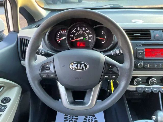 2013 KIA RIO SEDAN WHITE AUTOMATIC - Peach State Motors