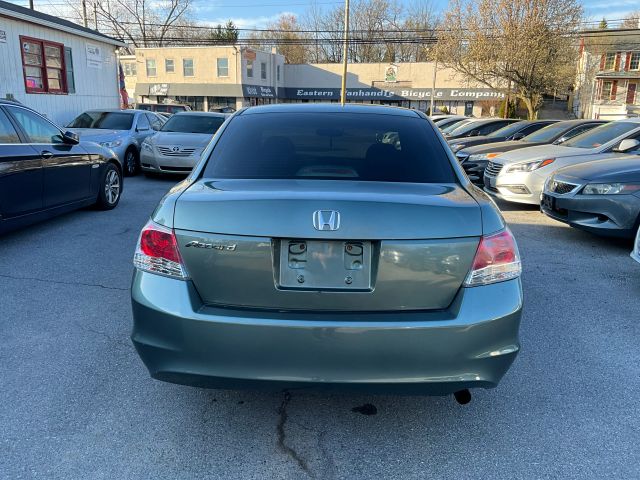 2008 Honda Accord - Image 4