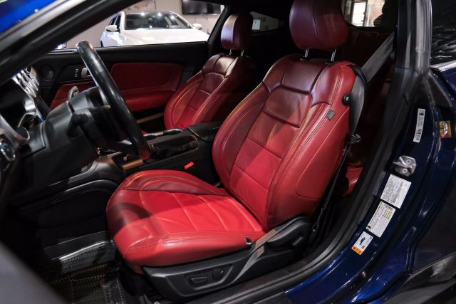 2020 Ford Mustang Gt Premium Coupe 2d - Image 3