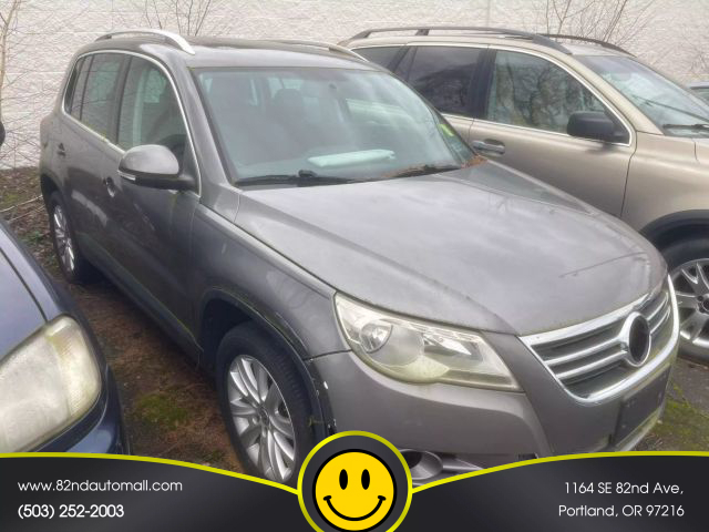 2009 Volkswagen Tiguan - Image 1