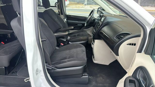 2019 DODGE GRAND CARAVAN PASSENGER PASSENGER V6, FLEX FUEL, 3.6 LITER SE MINIVAN 4D